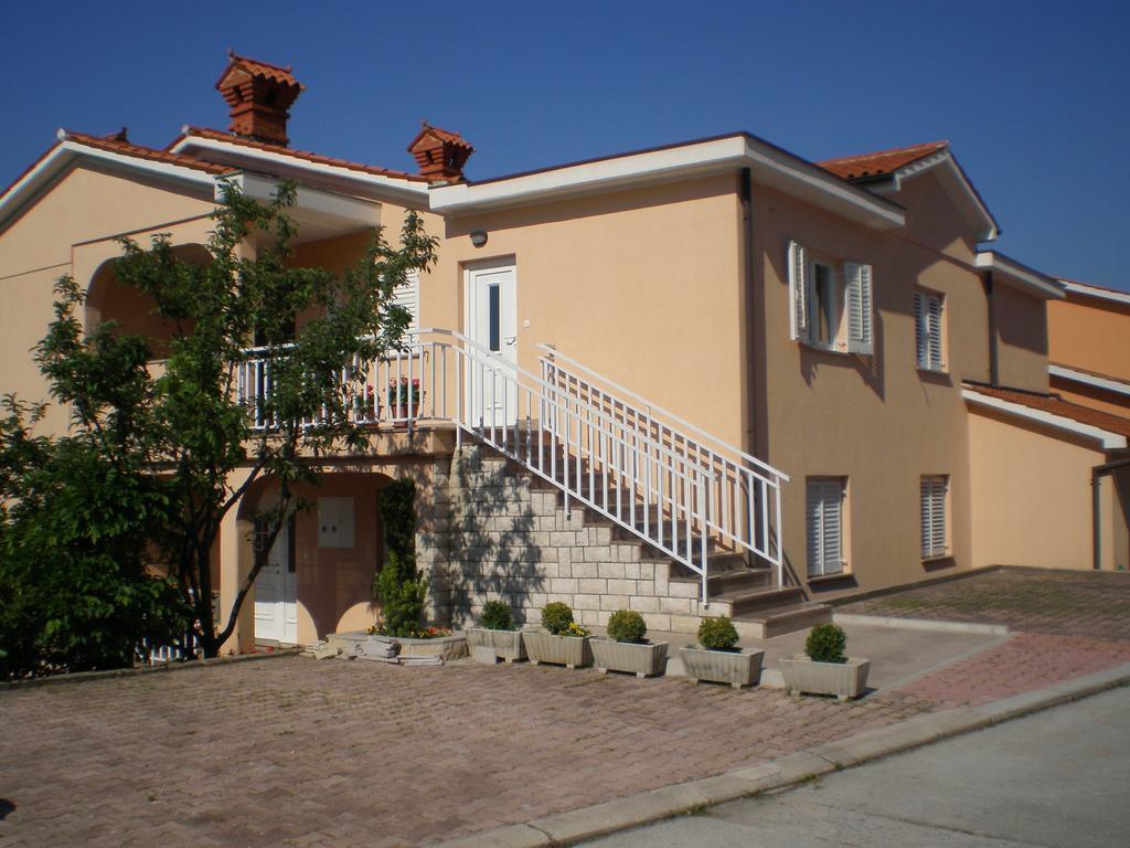 Apartment Sonja Rabac Quarto foto